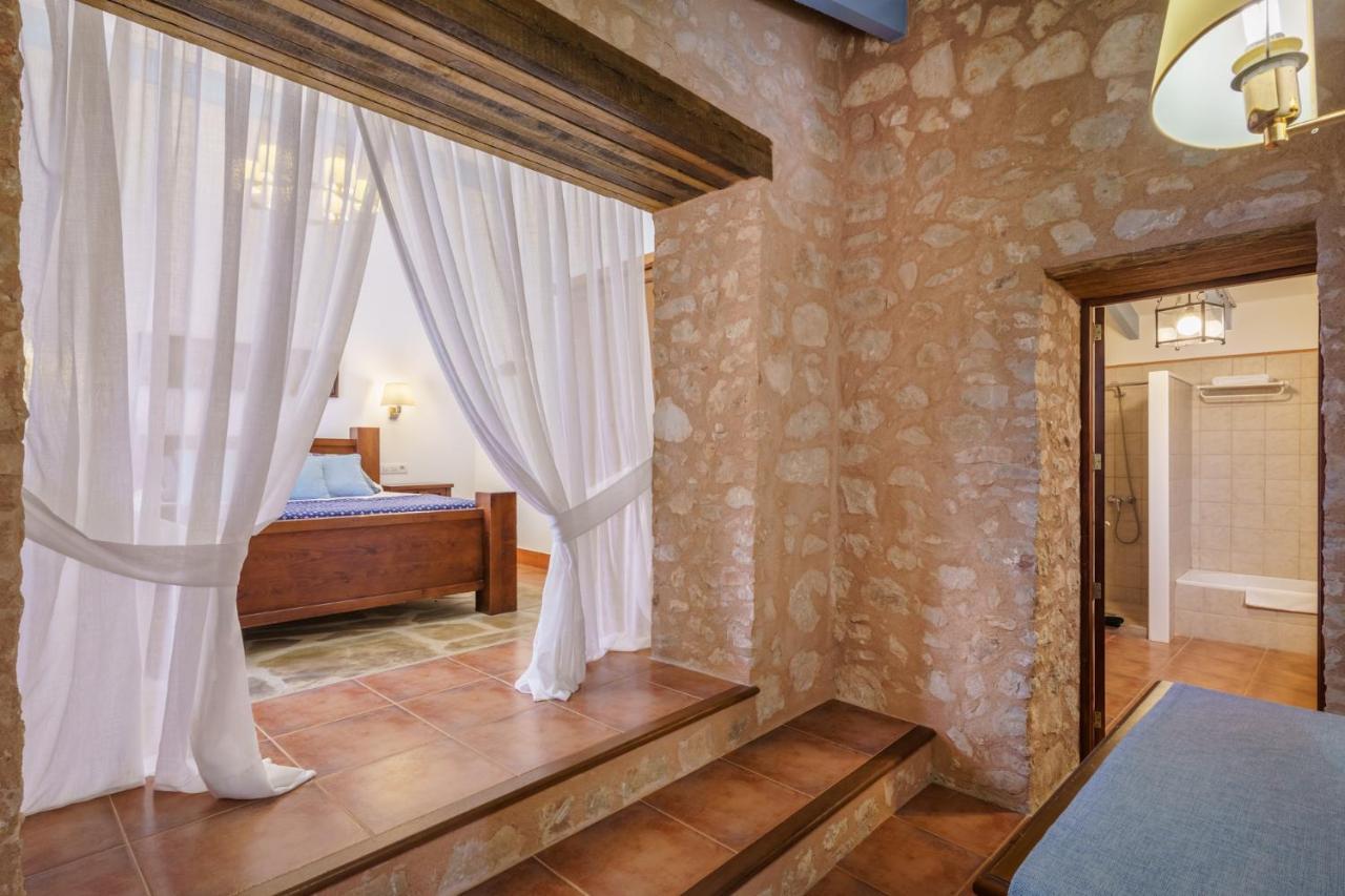 Son Monserrat, Petra  Zewnętrze zdjęcie